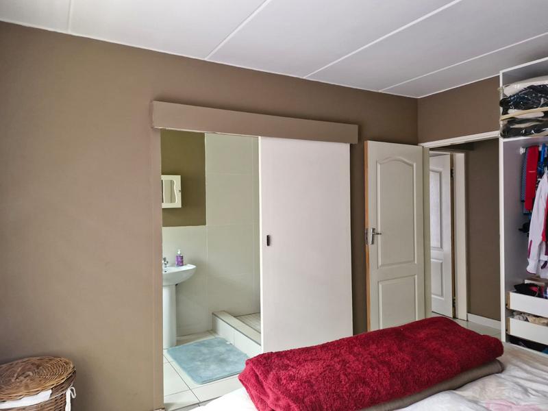 To Let 3 Bedroom Property for Rent in Terenure Gauteng