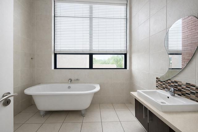 To Let 3 Bedroom Property for Rent in Morningside Gauteng