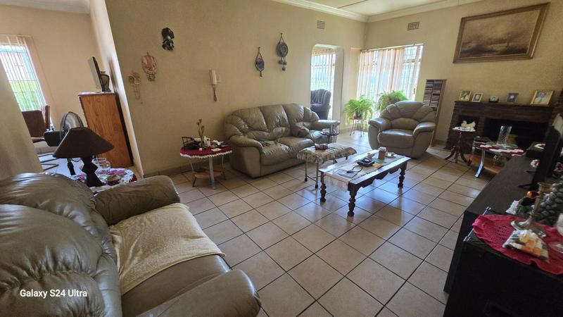 To Let 3 Bedroom Property for Rent in Elspark Gauteng
