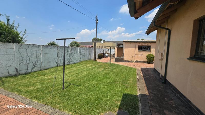 To Let 3 Bedroom Property for Rent in Elspark Gauteng