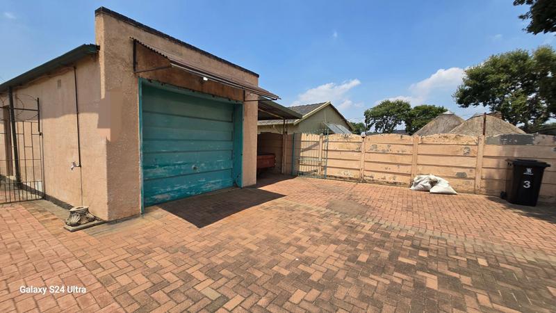 To Let 3 Bedroom Property for Rent in Elspark Gauteng