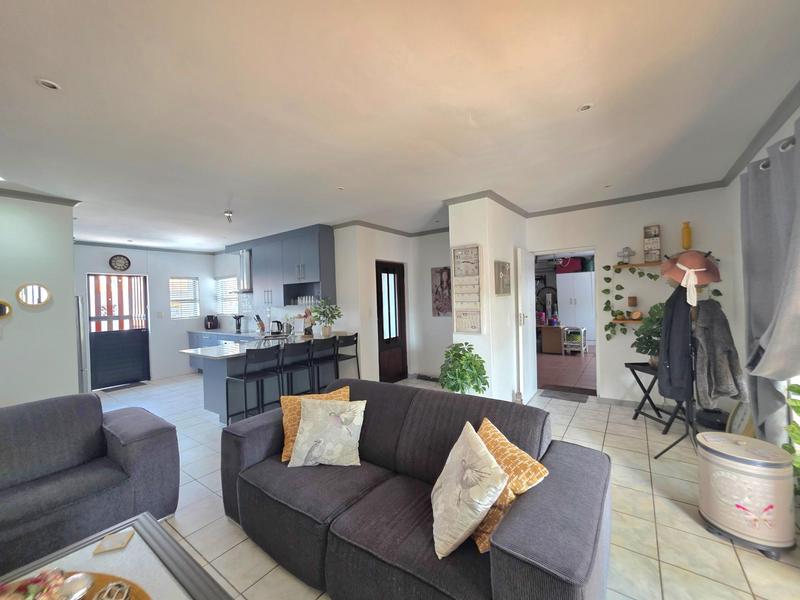 2 Bedroom Property for Sale in Beyers Park Gauteng