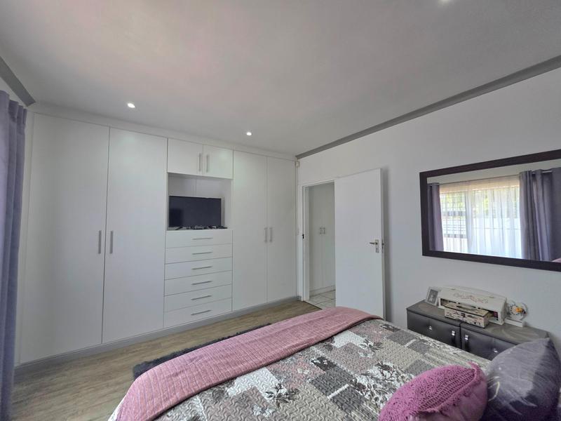 2 Bedroom Property for Sale in Beyers Park Gauteng