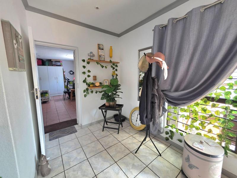 2 Bedroom Property for Sale in Beyers Park Gauteng