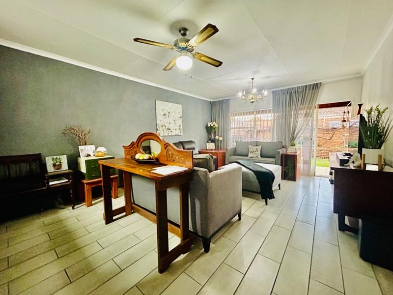 2 Bedroom Property for Sale in Vanderbijlpark CE 1 Gauteng