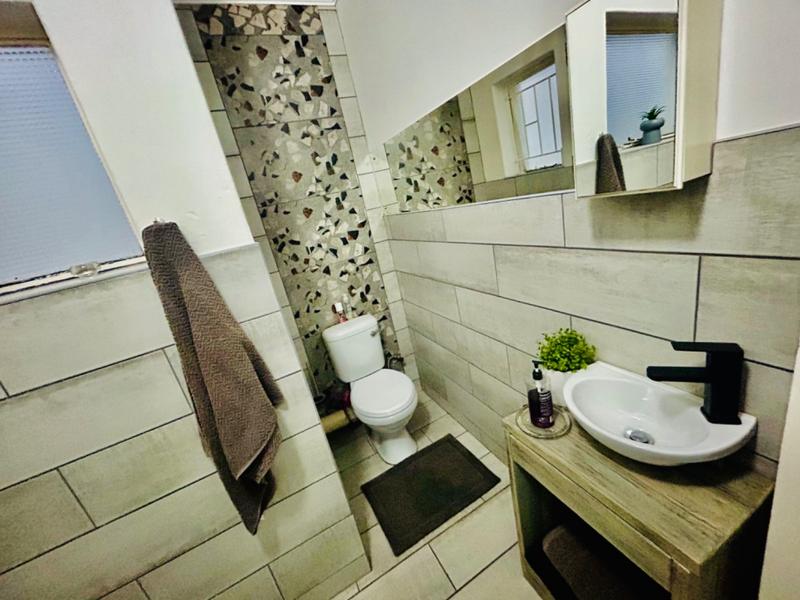 2 Bedroom Property for Sale in Vanderbijlpark CE 1 Gauteng