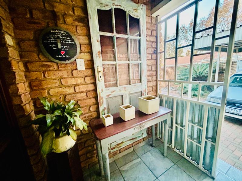 2 Bedroom Property for Sale in Vanderbijlpark CE 1 Gauteng