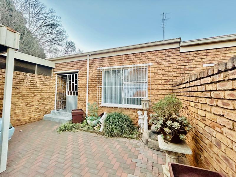 2 Bedroom Property for Sale in Vanderbijlpark CE 1 Gauteng