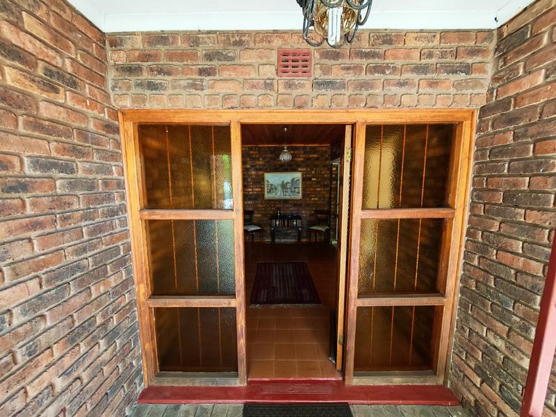 4 Bedroom Property for Sale in Vanderbijlpark Sw 2 Gauteng