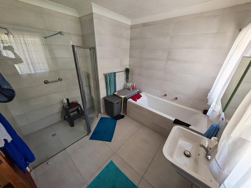 4 Bedroom Property for Sale in Vanderbijlpark Sw 2 Gauteng