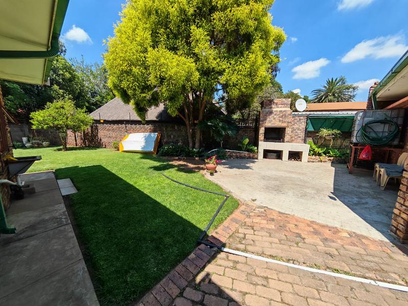 4 Bedroom Property for Sale in Vanderbijlpark Sw 2 Gauteng