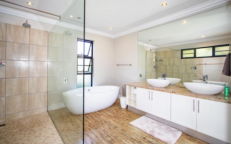 4 Bedroom Property for Sale in Beaulieu Gauteng