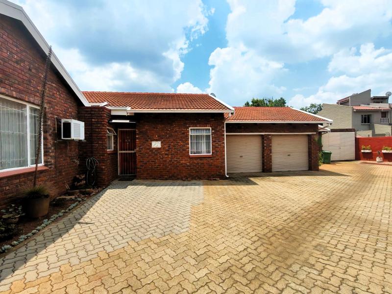 3 Bedroom Property for Sale in Hennopspark Gauteng