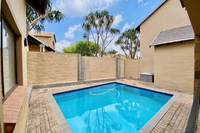 To Let 2 Bedroom Property for Rent in Noordwyk Gauteng