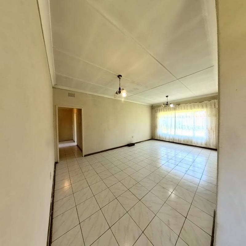 3 Bedroom Property for Sale in Birchleigh Gauteng
