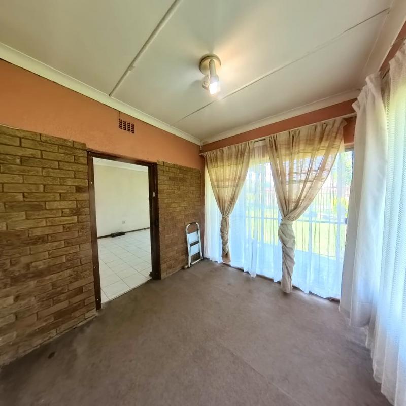 3 Bedroom Property for Sale in Birchleigh Gauteng
