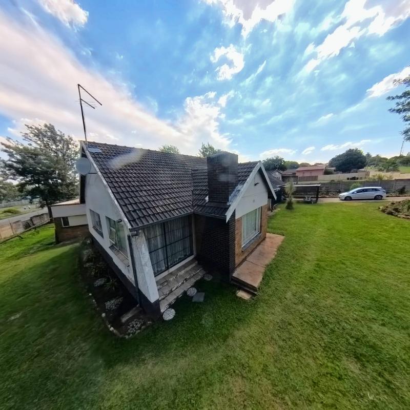 3 Bedroom Property for Sale in Birchleigh Gauteng