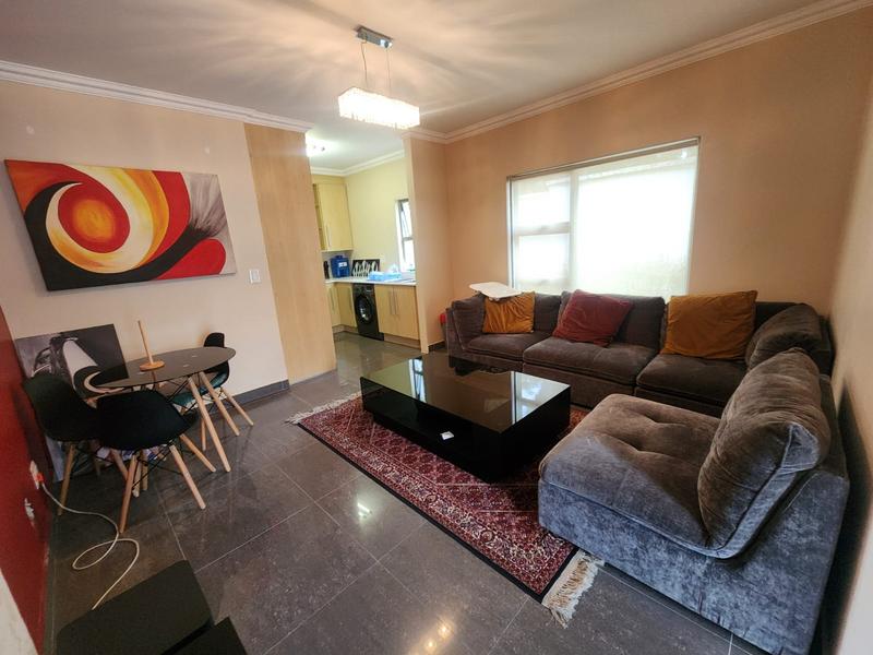 To Let 2 Bedroom Property for Rent in Buccleuch Gauteng