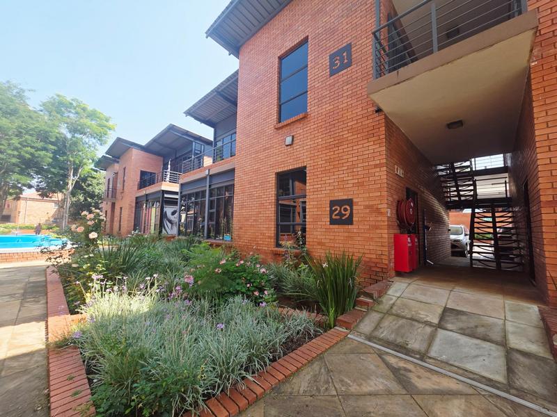 Commercial Property for Sale in Die Hoewes Gauteng