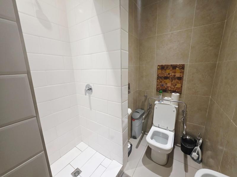 Commercial Property for Sale in Die Hoewes Gauteng