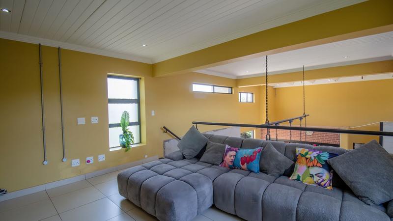 4 Bedroom Property for Sale in Midstream Ridge Gauteng