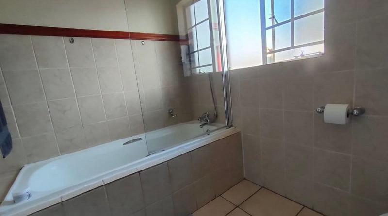 3 Bedroom Property for Sale in Annlin Gauteng