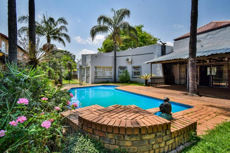 5 Bedroom Property for Sale in Sinoville Gauteng