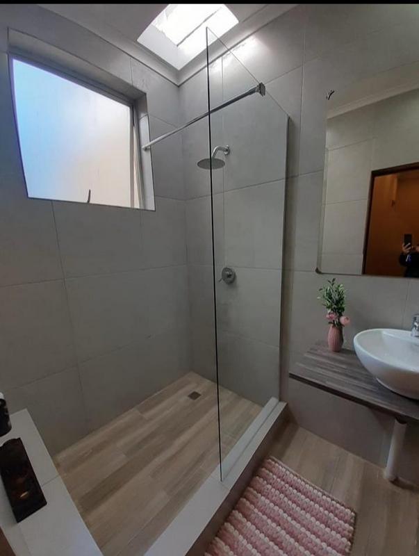 1 Bedroom Property for Sale in Edenburg Gauteng