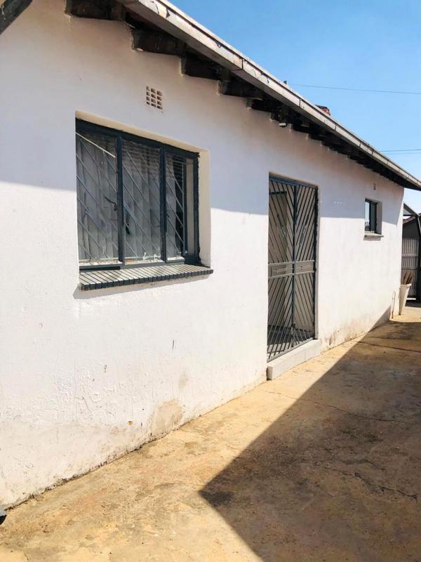 To Let 0 Bedroom Property for Rent in Dobsonville Gauteng