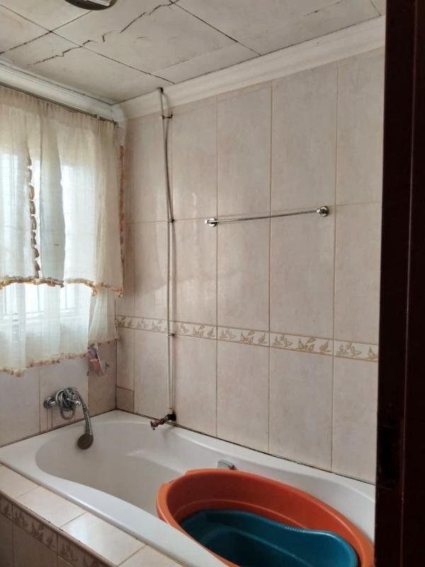 2 Bedroom Property for Sale in Kwa Thema Gauteng