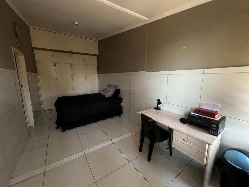 2 Bedroom Property for Sale in Tileba Gauteng