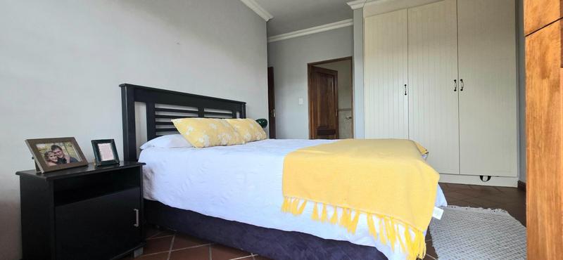 5 Bedroom Property for Sale in Waterlake Farm Lifestyle Estate Gauteng