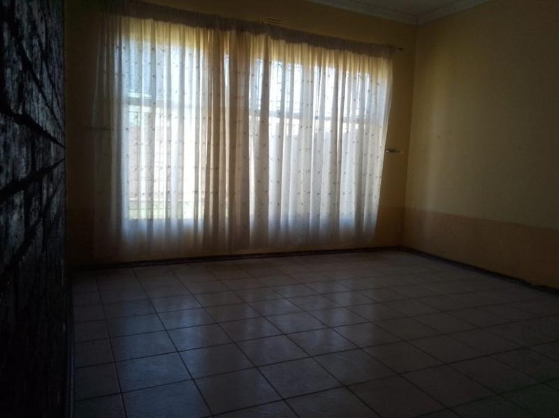 5 Bedroom Property for Sale in Bonanne Gauteng