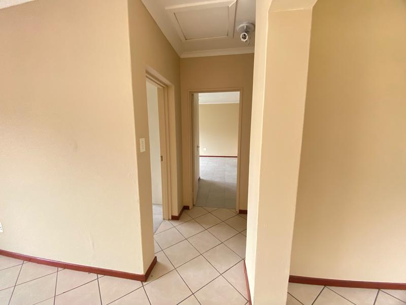 To Let 2 Bedroom Property for Rent in Paulshof Gauteng