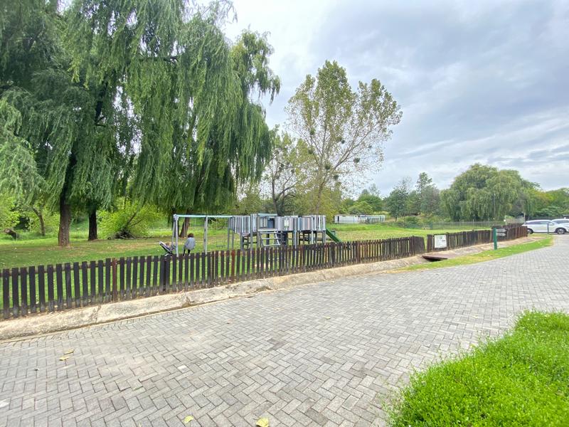 To Let 2 Bedroom Property for Rent in Paulshof Gauteng