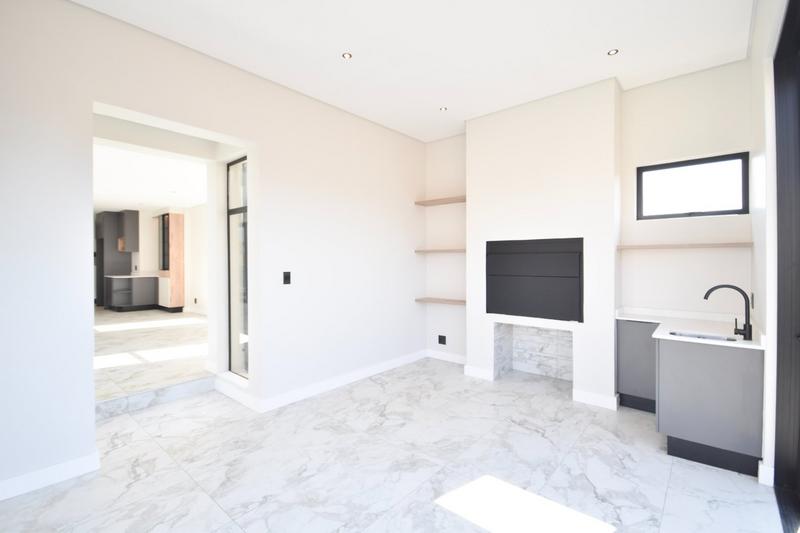 4 Bedroom Property for Sale in Fountainbrook Estate Gauteng