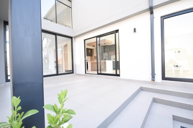4 Bedroom Property for Sale in Fountainbrook Estate Gauteng