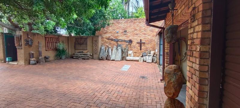 4 Bedroom Property for Sale in Amandasig Gauteng