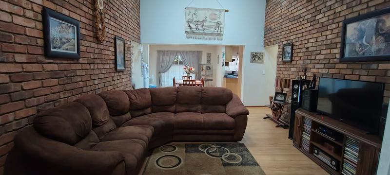 3 Bedroom Property for Sale in Dorandia Gauteng