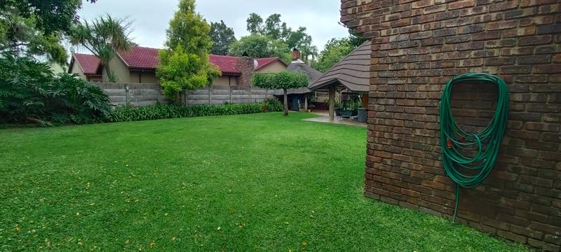 3 Bedroom Property for Sale in Dorandia Gauteng