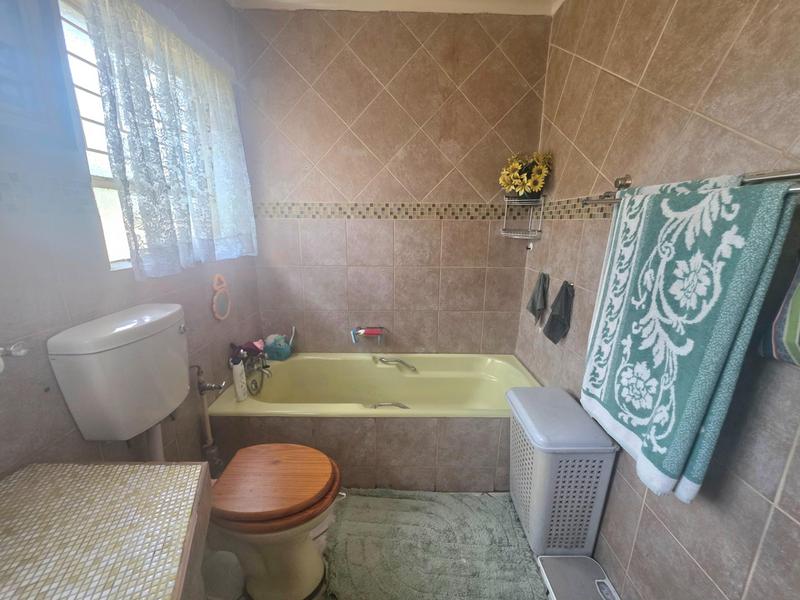 4 Bedroom Property for Sale in Freeway Park Gauteng