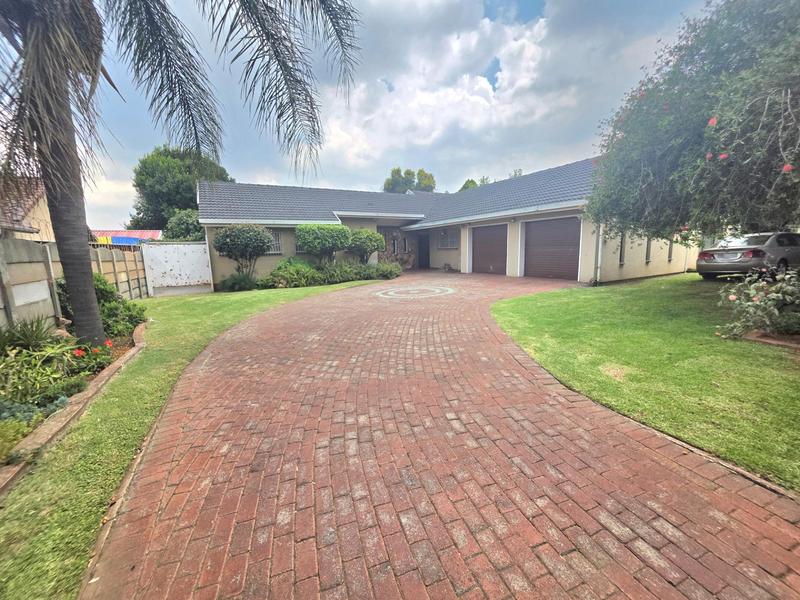 4 Bedroom Property for Sale in Freeway Park Gauteng