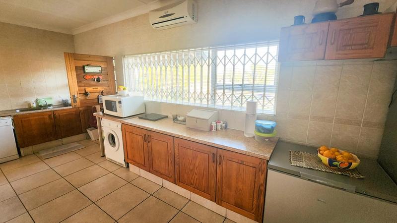5 Bedroom Property for Sale in Elspark Gauteng