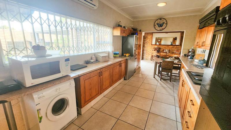 5 Bedroom Property for Sale in Elspark Gauteng