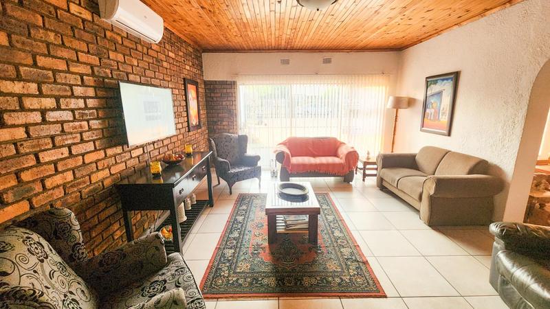 5 Bedroom Property for Sale in Elspark Gauteng