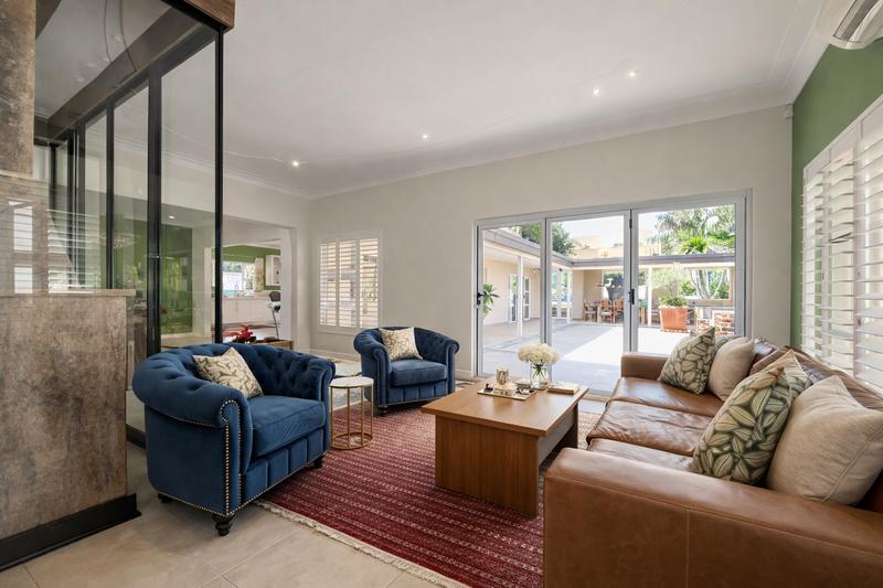 5 Bedroom Property for Sale in Waterkloof Ridge Gauteng