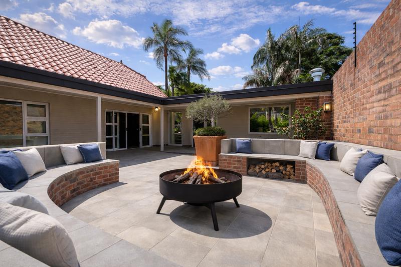 5 Bedroom Property for Sale in Waterkloof Ridge Gauteng