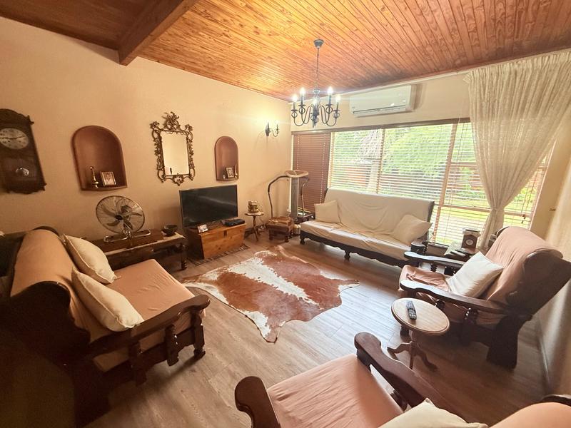 3 Bedroom Property for Sale in Flora Gardens Gauteng