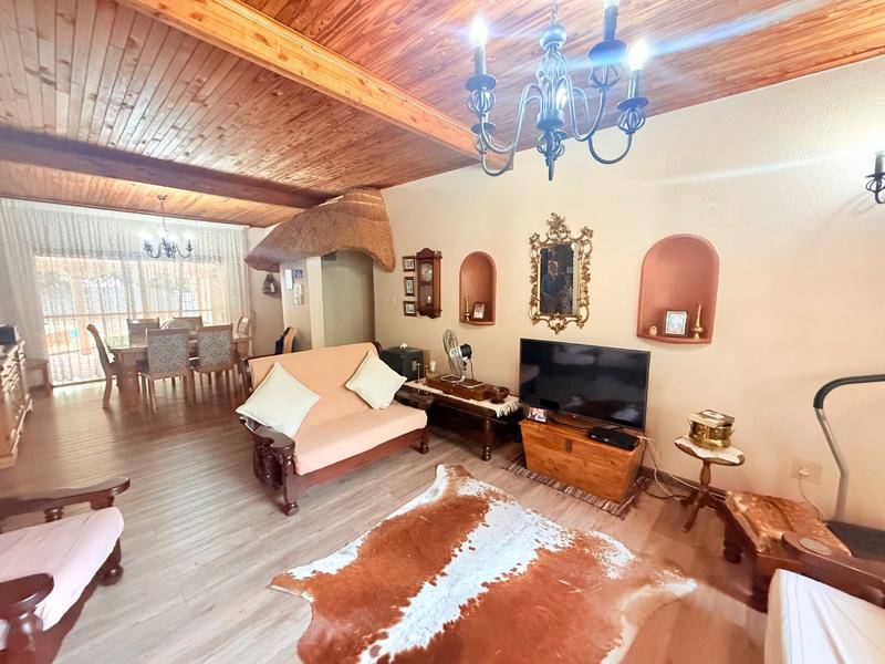 3 Bedroom Property for Sale in Flora Gardens Gauteng