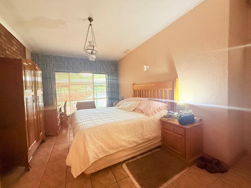 3 Bedroom Property for Sale in Flora Gardens Gauteng